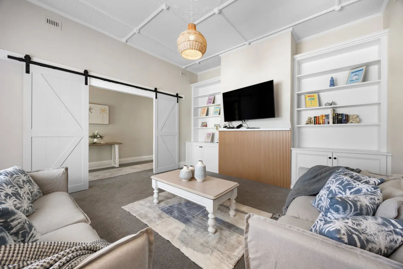 Hamptons Bungalow—Walk to Semaphore South Beach 10