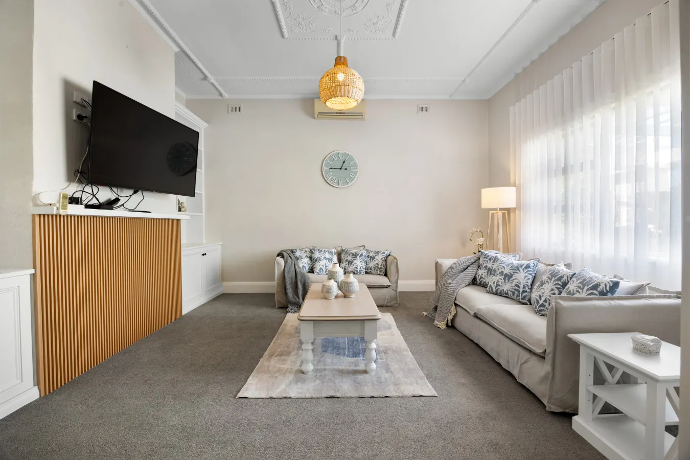 Hamptons Bungalow—Walk to Semaphore South Beach 7