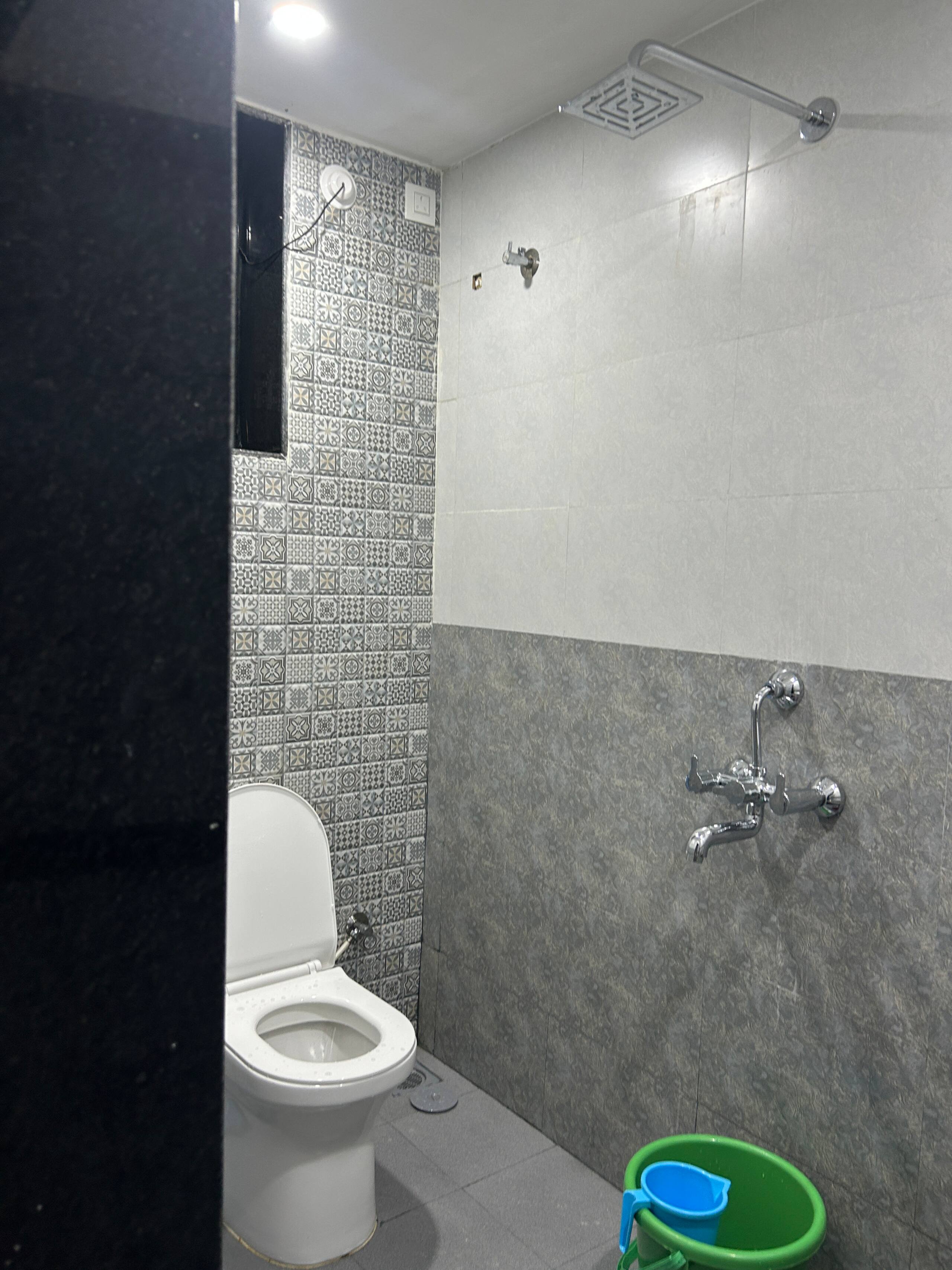 Joroses Apartment 302 6