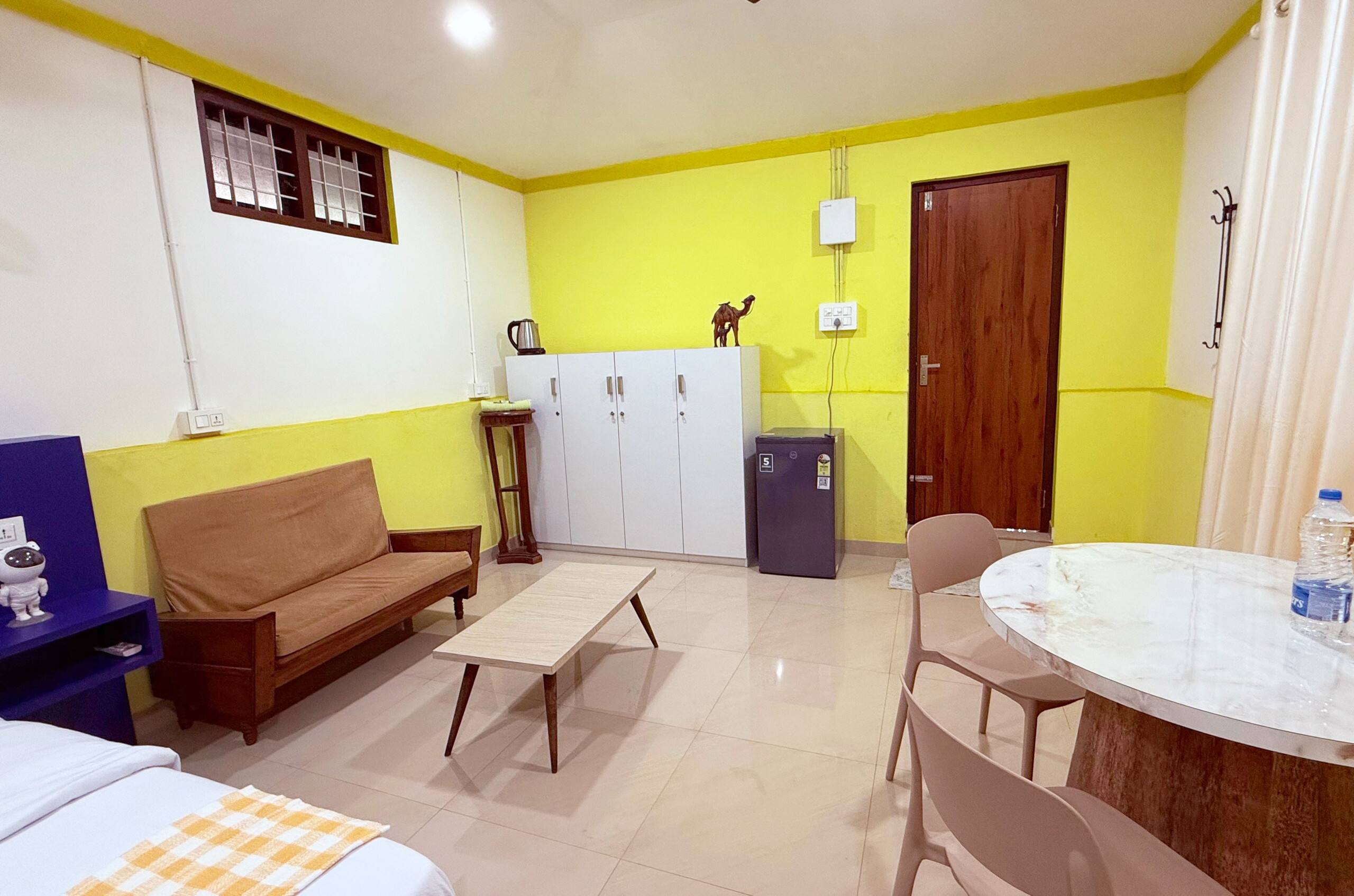 Avocado Homestay (AC) 3