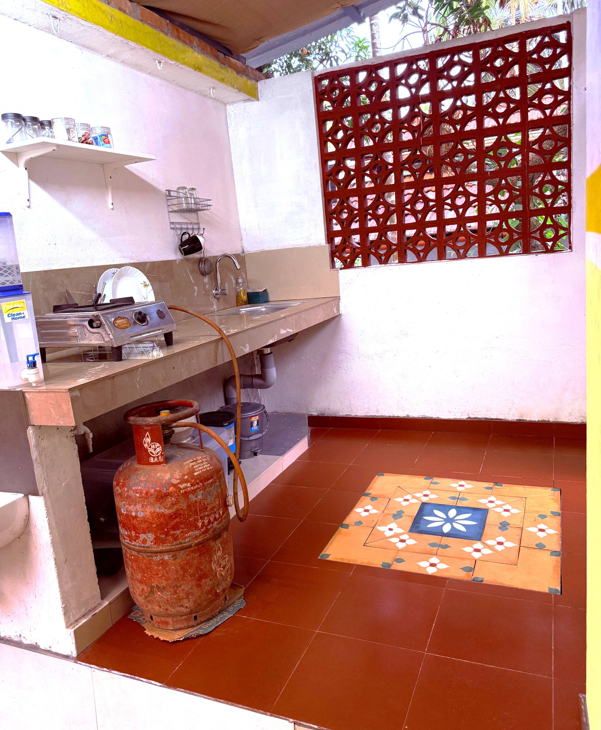 Avocado Homestay (AC) 7