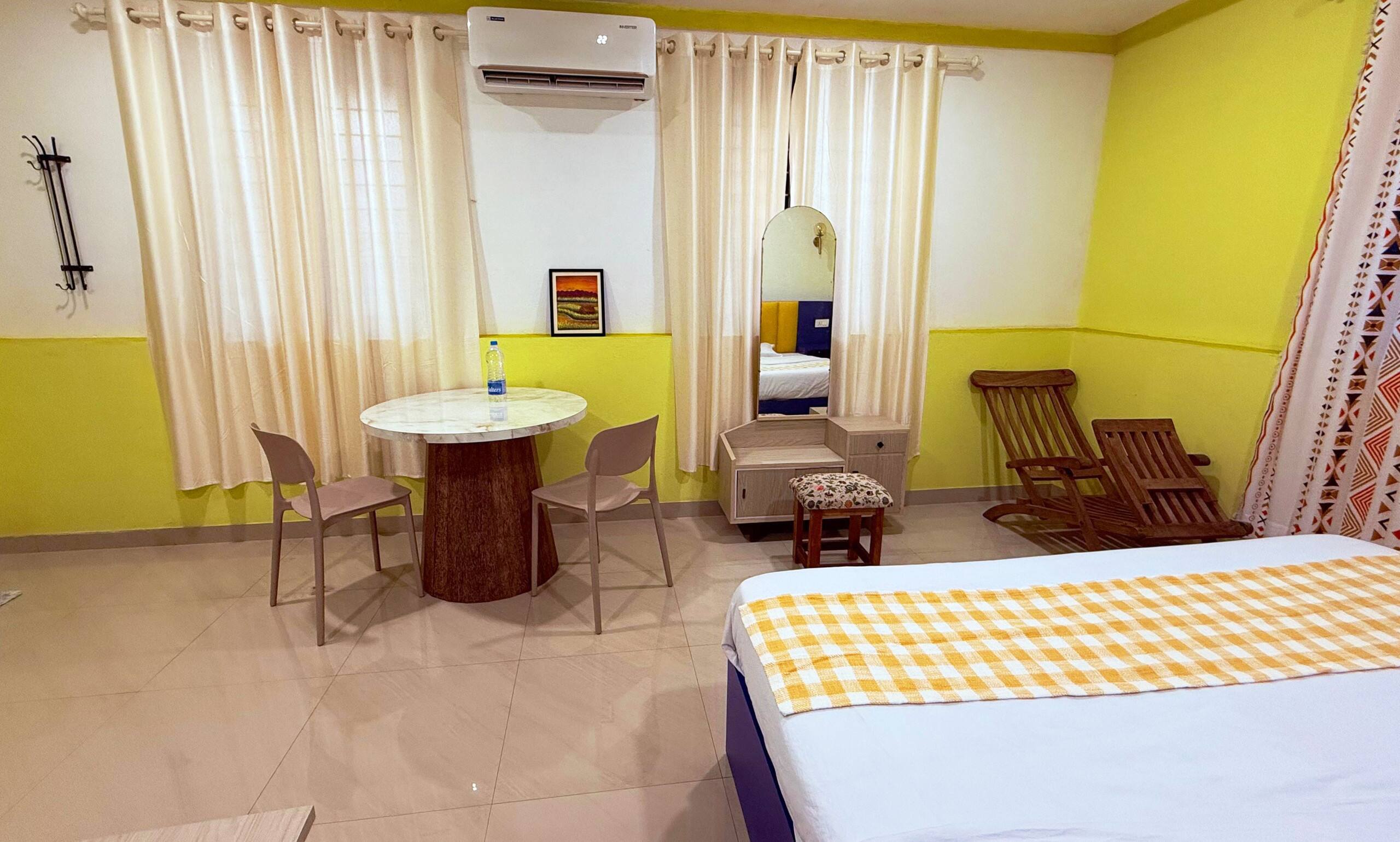 Avocado Homestay (AC) 4