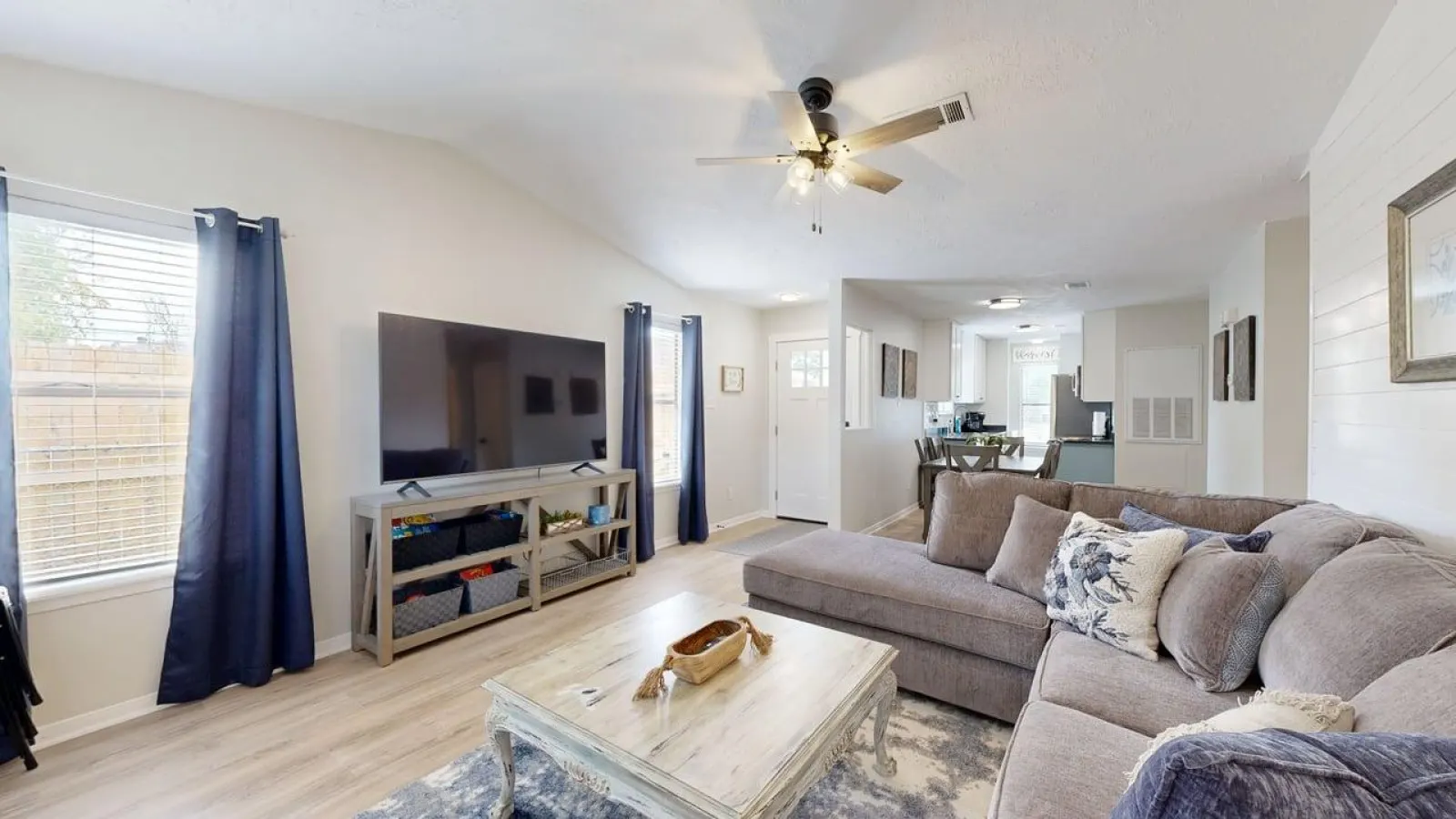 Navarro Nook - 3 Miles from Kyle Field!