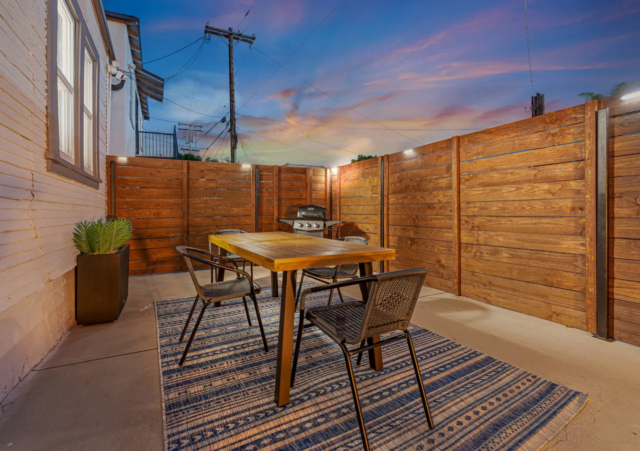Chic Oasis: Contemporary Studio in National City