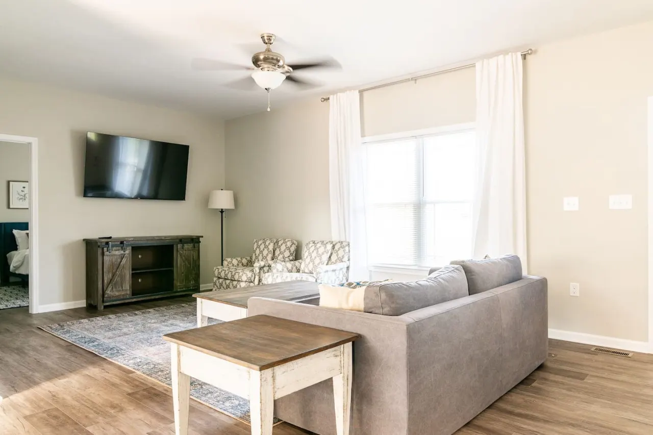 Charming House in the Heart of Lynchburg, Virginia 14