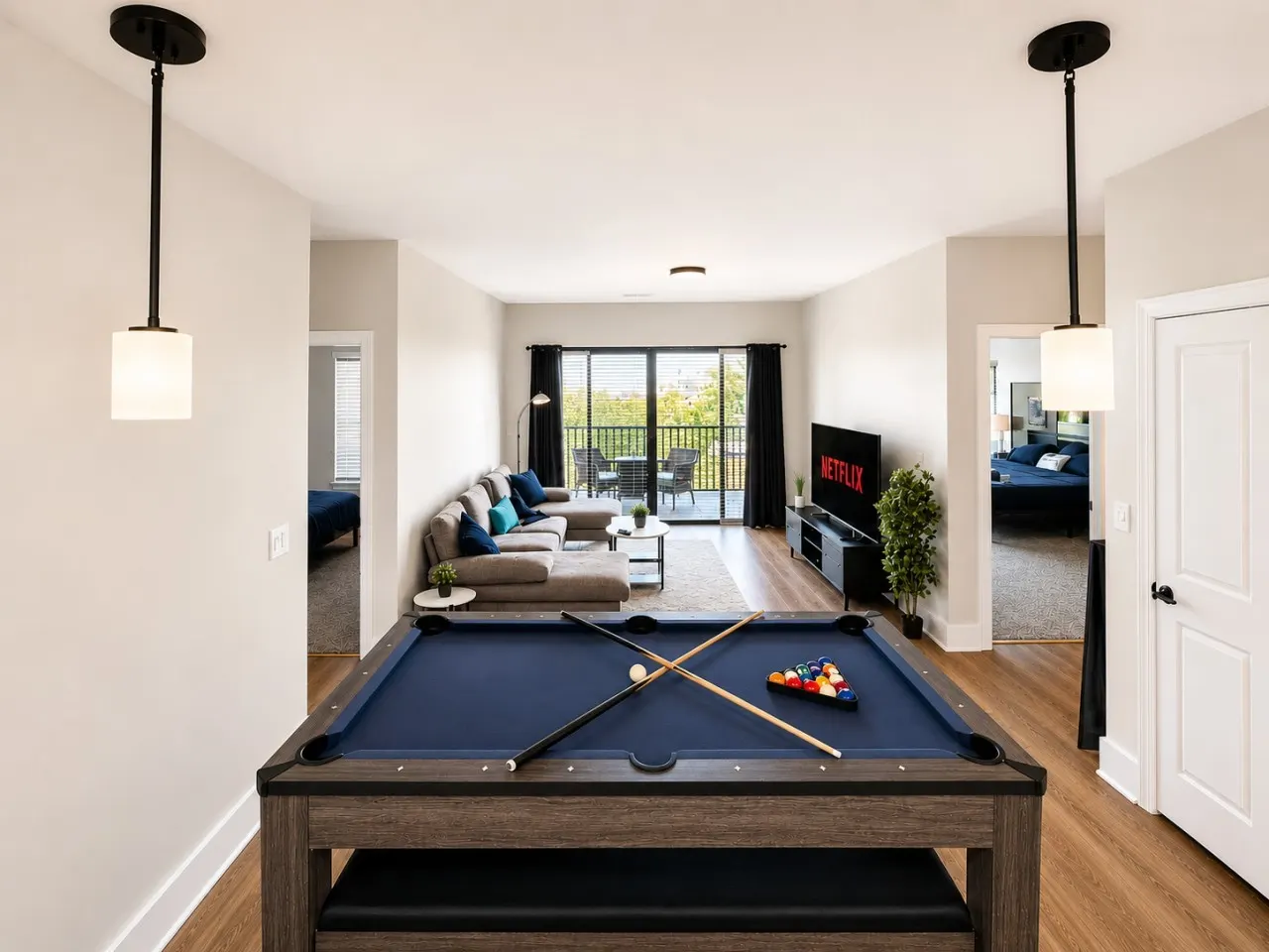 Executive 3BR Downtown Birmingham W/ Game Table 9H