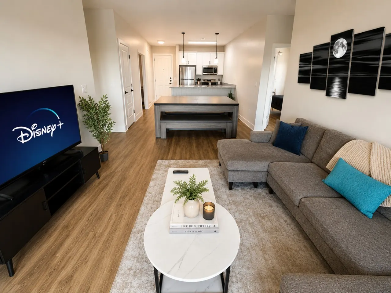 Executive 3BR Downtown Birmingham W/ Game Table 9H 5