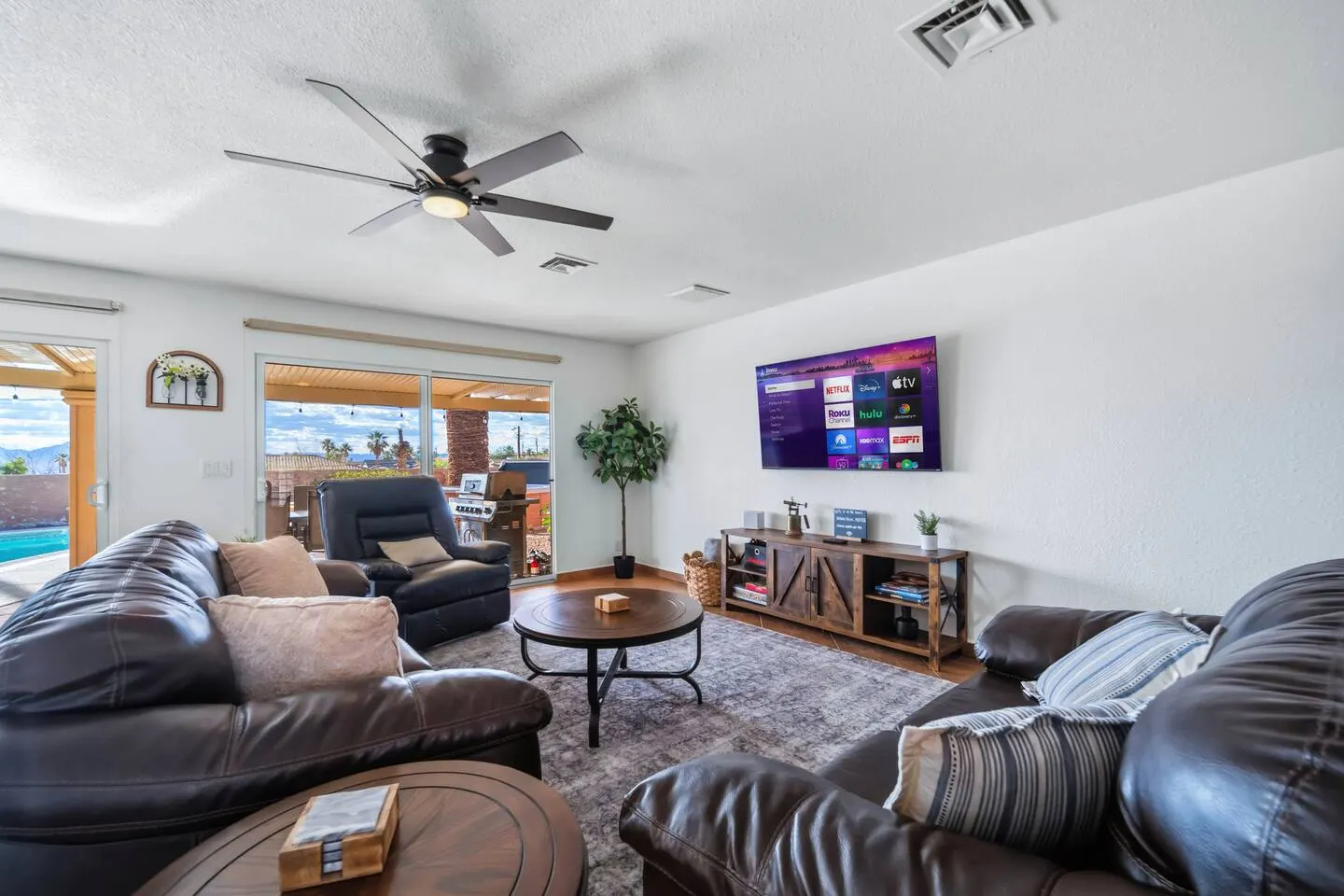Epic Views Pool Spa Game Room Sleeps 9 7