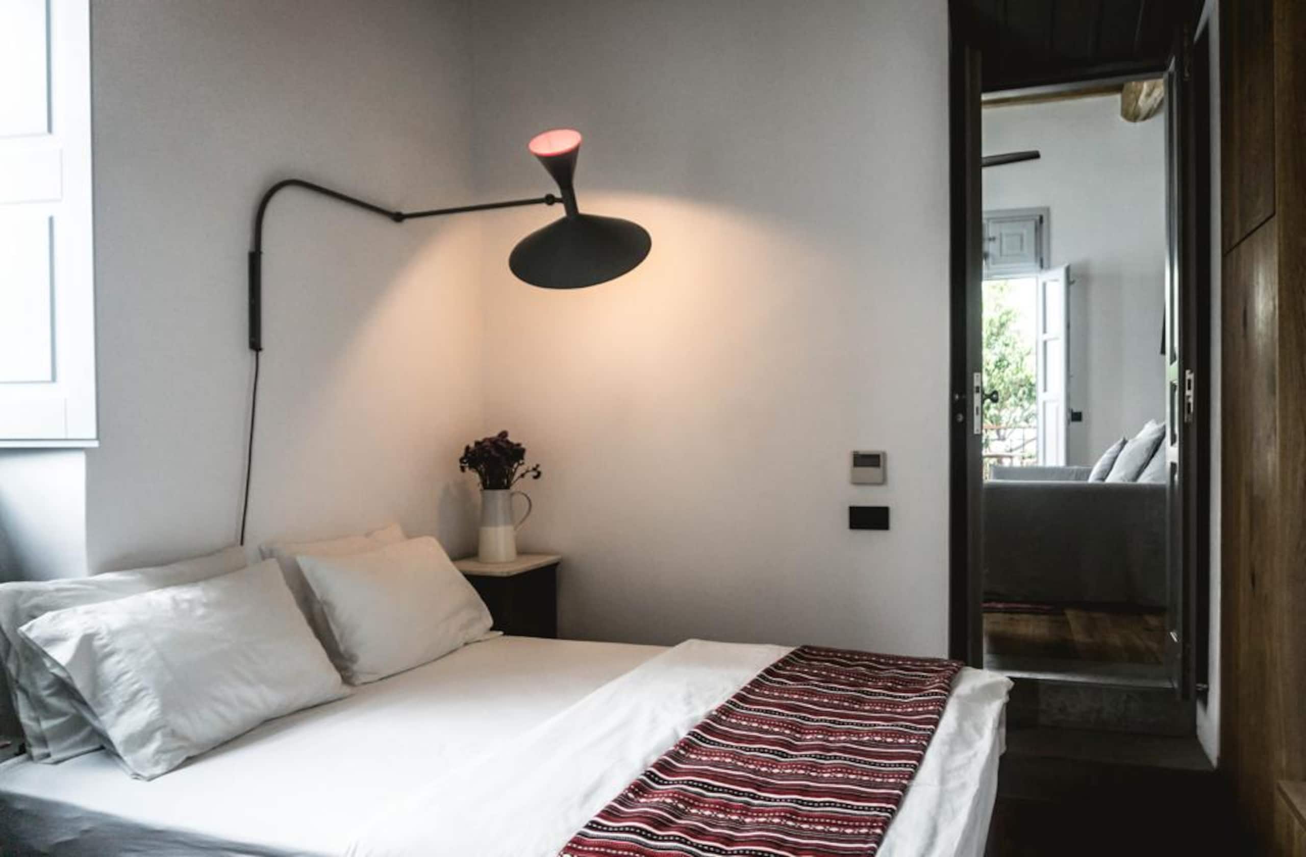 One Manto Square Deluxe House 18