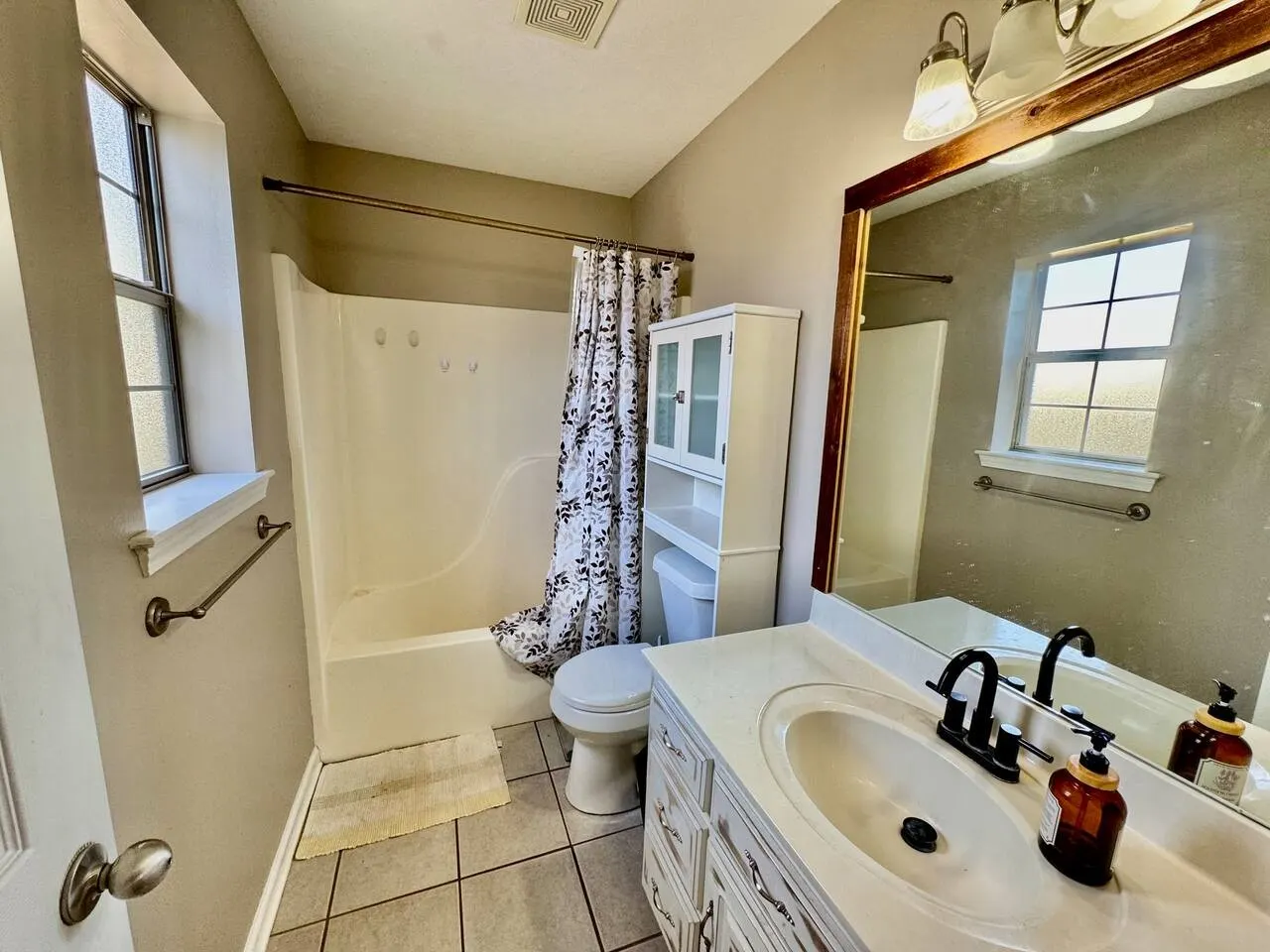 Cozy Cabot 3 bedroom 17