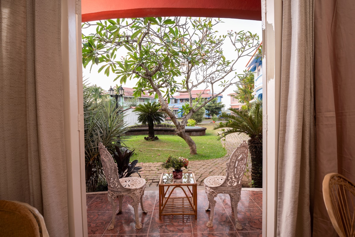 Beachside Villa Costas Montage A1