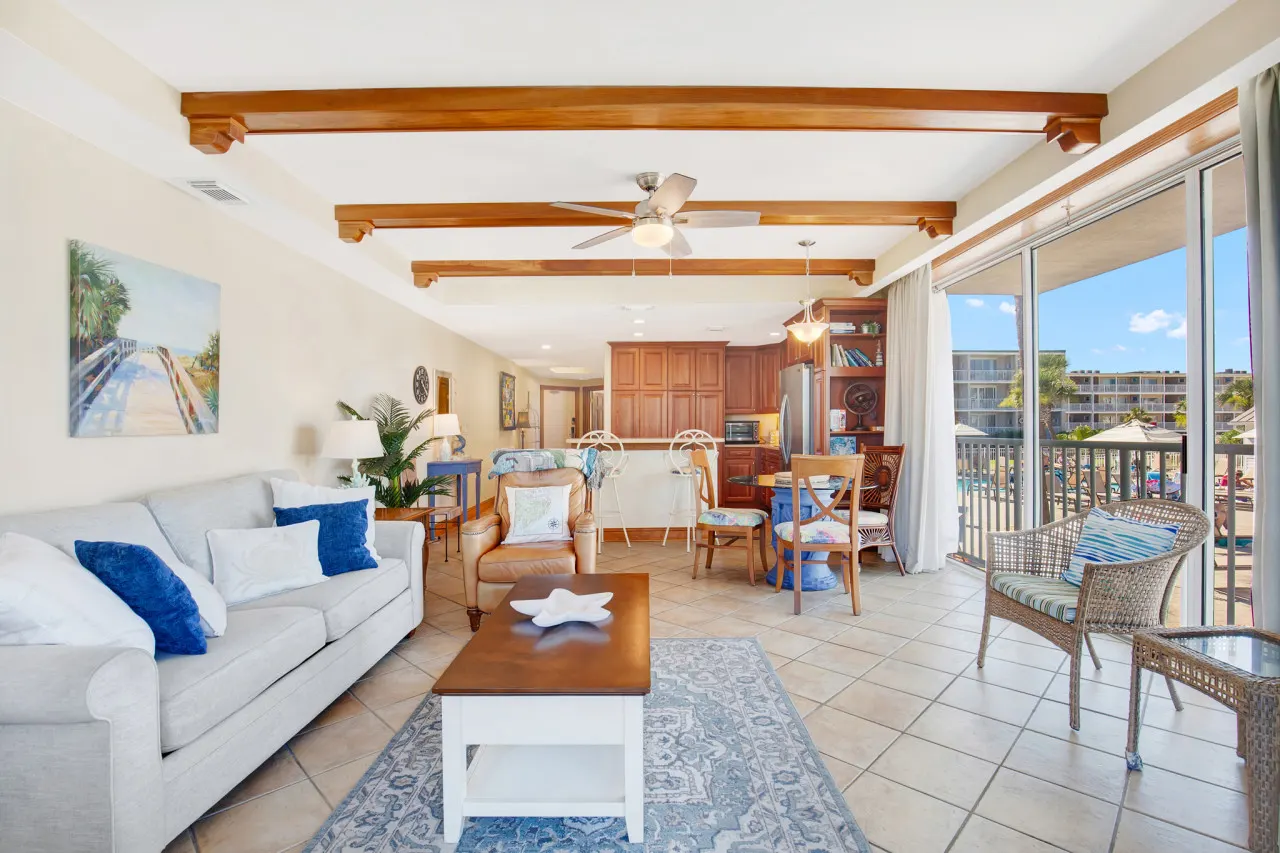 Beachside Colony 311: Beach view with Pool