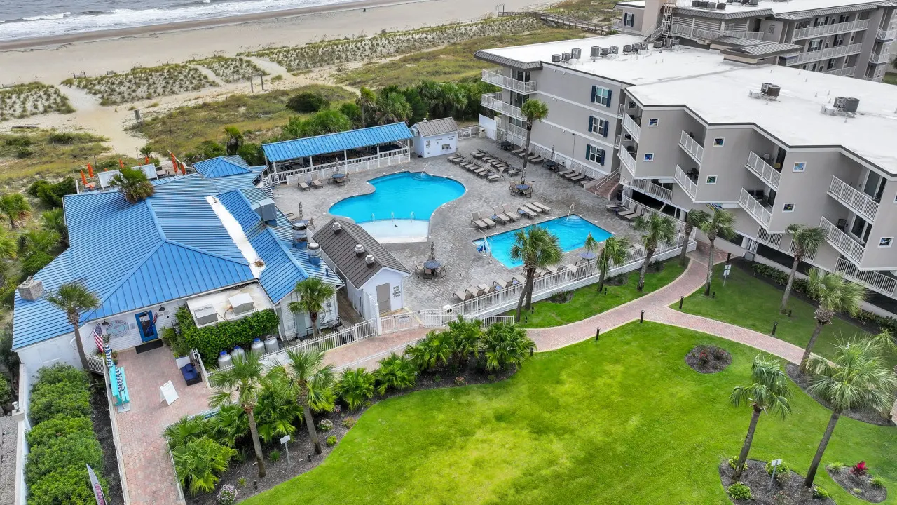 Beachside Colony 311: Beach view with Pool 9
