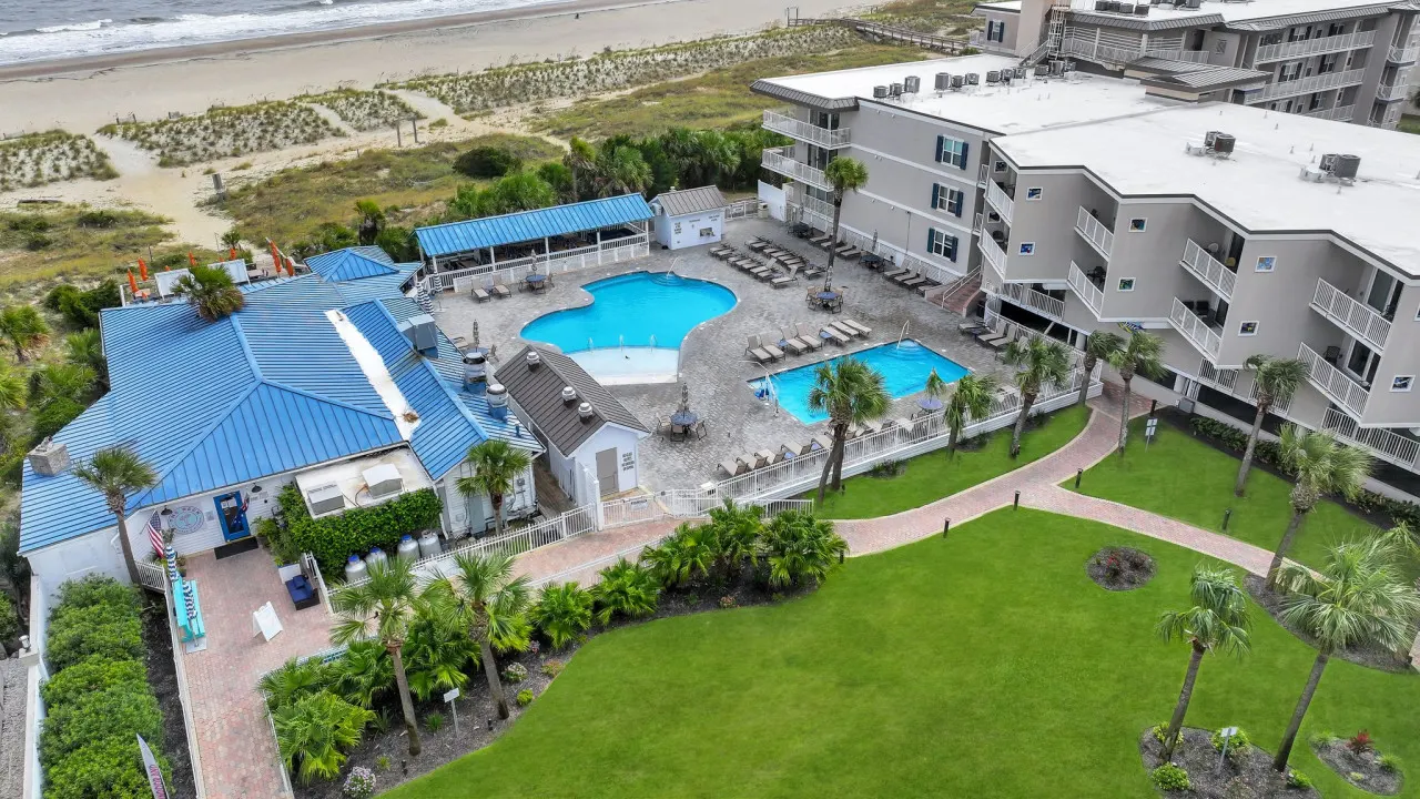 Beachside Colony 311: Beach view with Pool 13