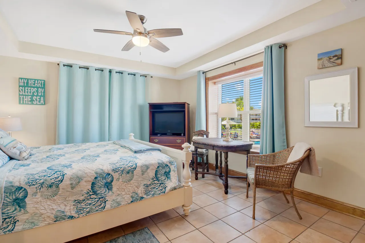 Beachside Colony 311: Beach view with Pool 15