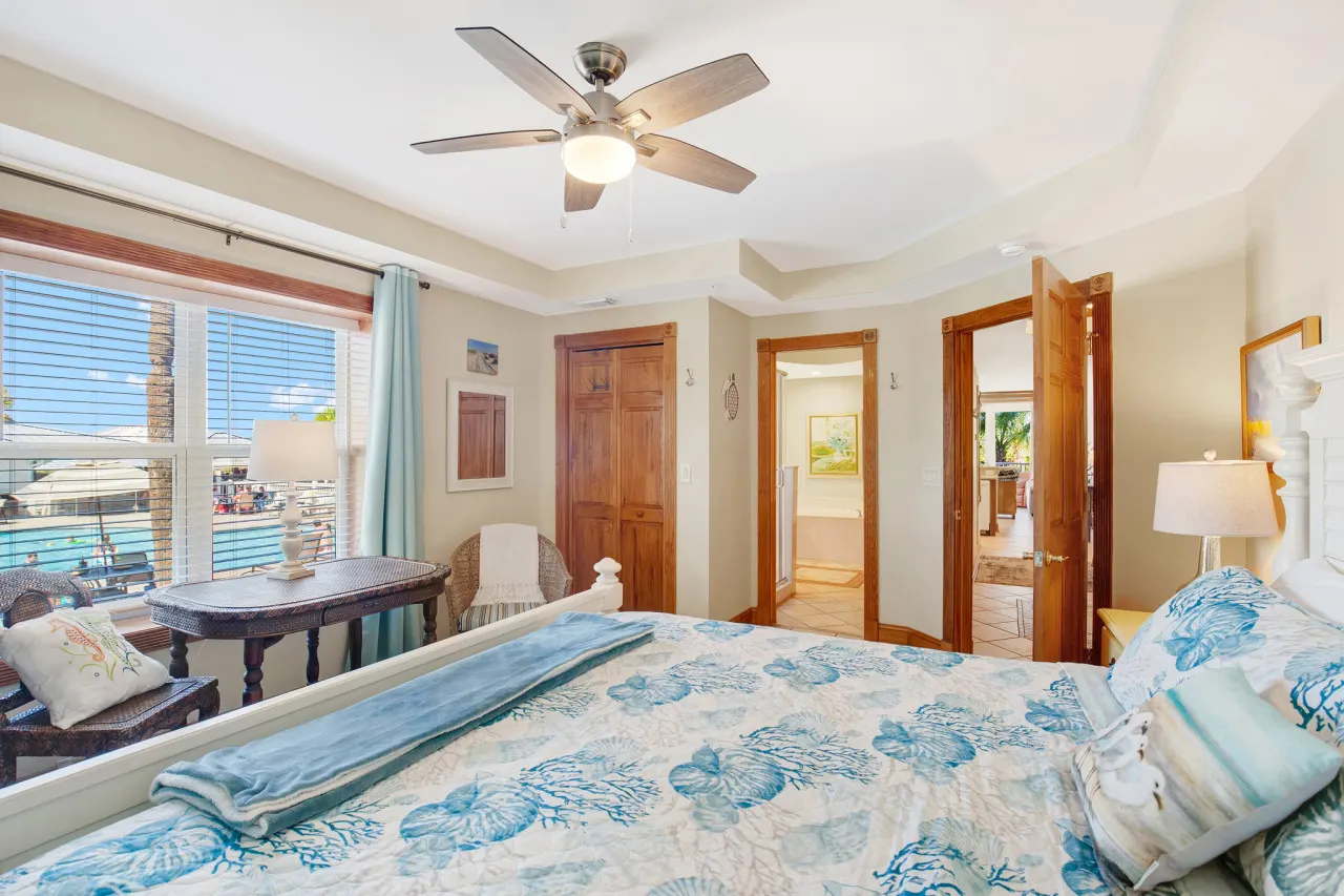 Beachside Colony 311: Beach view with Pool 16