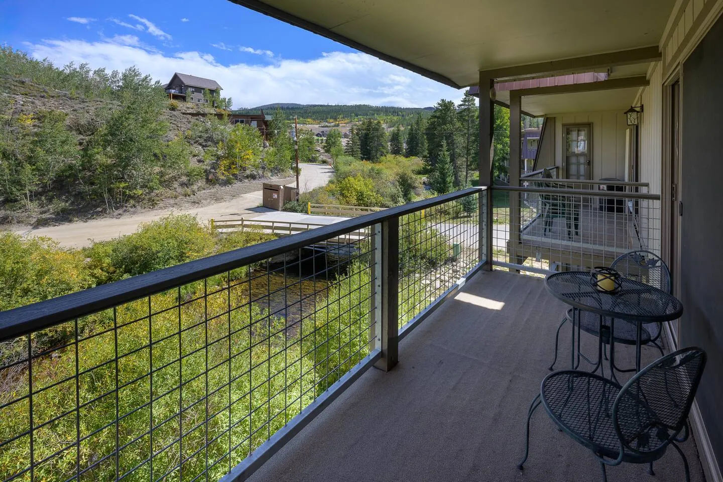 Walk to Town + Ski Shuttle Pool & Hot Tubs 6