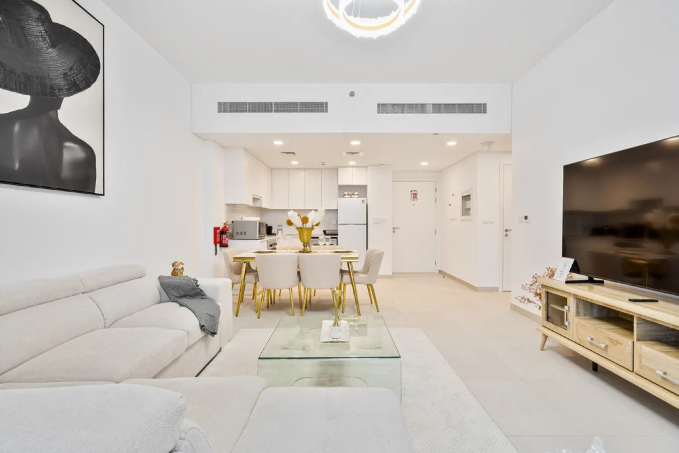 Modern Living -Near Burj AL Arab Close to Beach 2