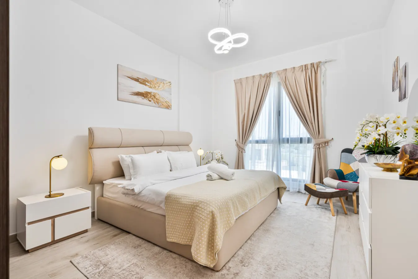 Modern Living -Near Burj AL Arab Close to Beach 16