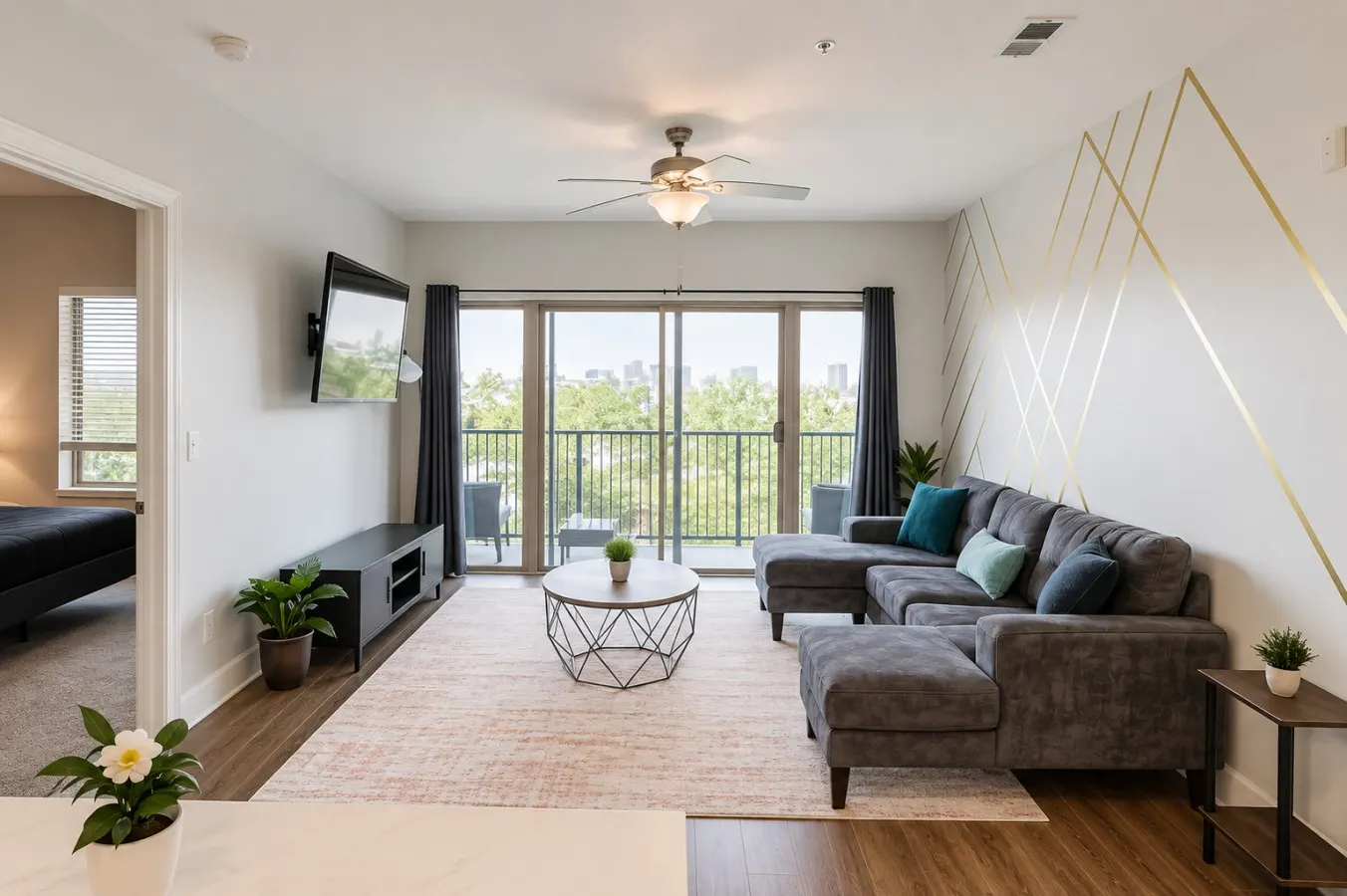 Stylish 2BR | Balcony + UAB Access