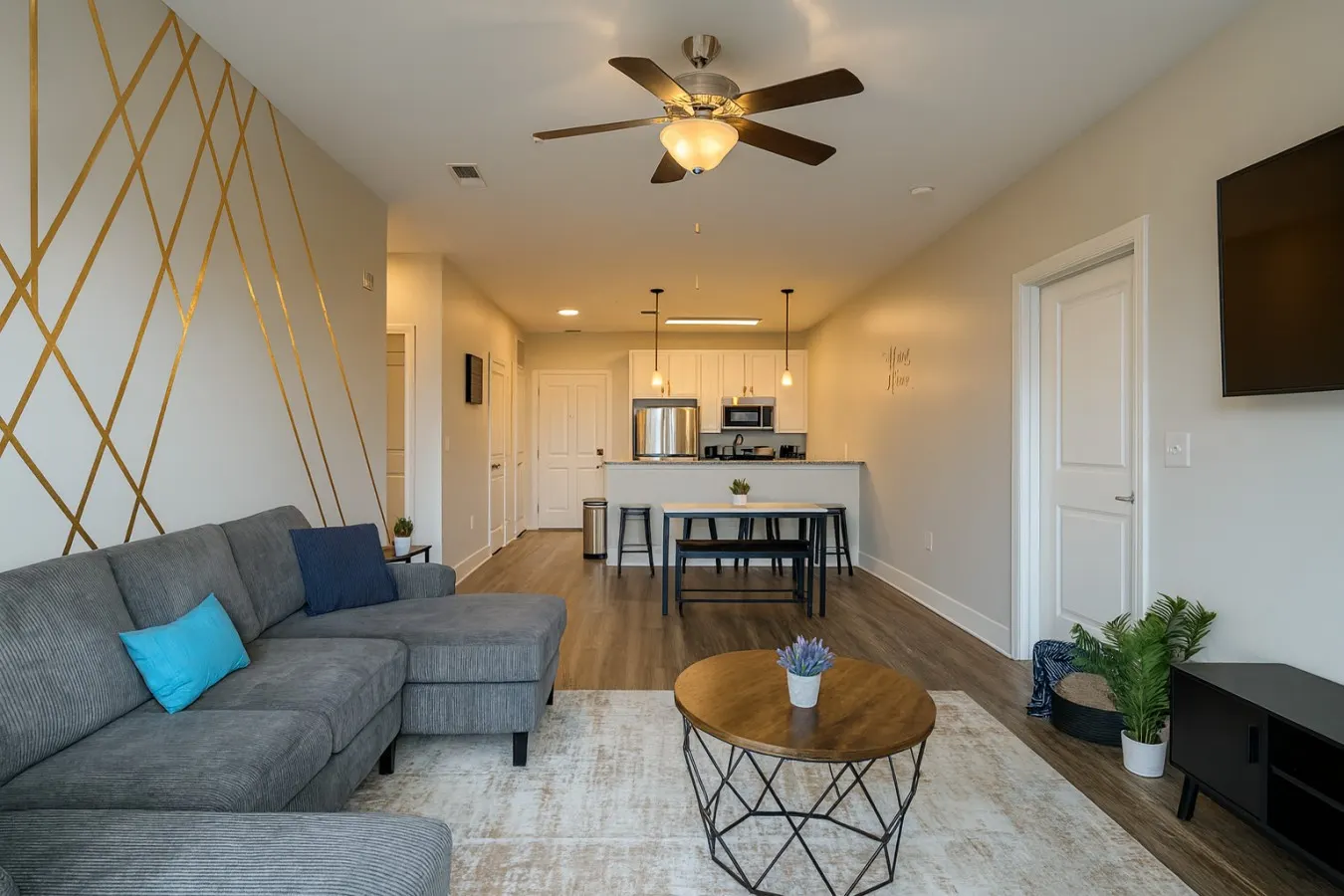 Stylish 2BR Balcony + UAB Access 9