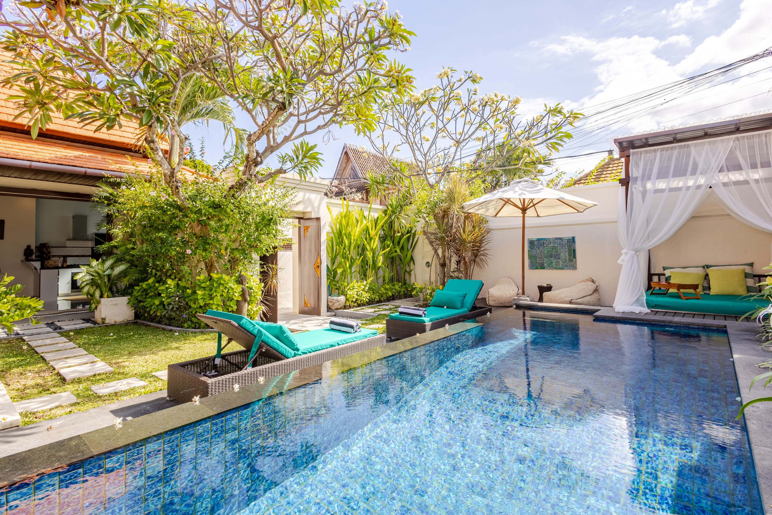 Luxury Villa Beachside Sanur 39
