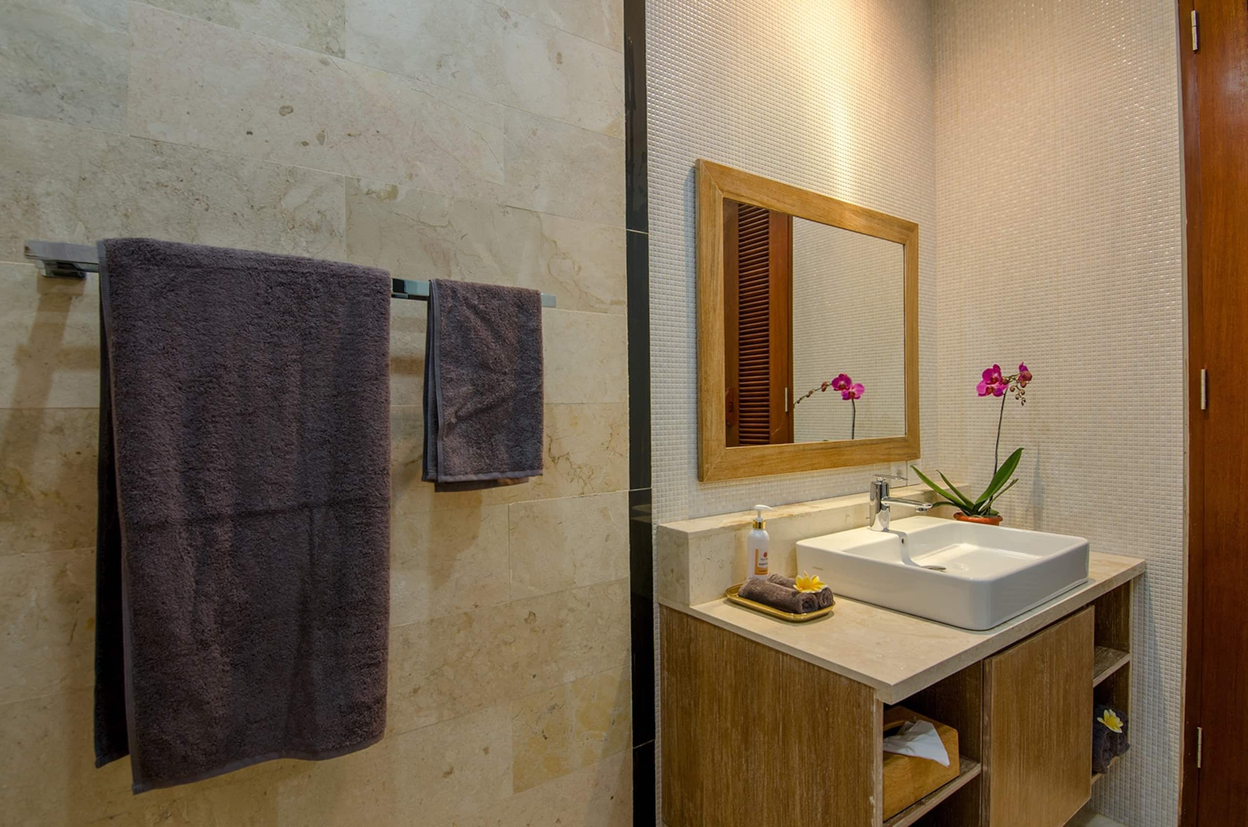 Luxury Villa Beachside Sanur 32