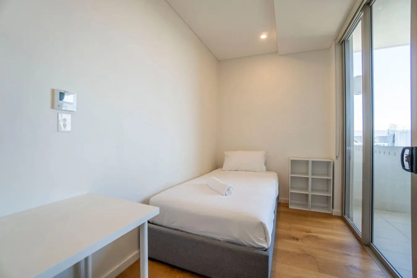 Spacious 3BR Haven 2 Min to Station & market 6