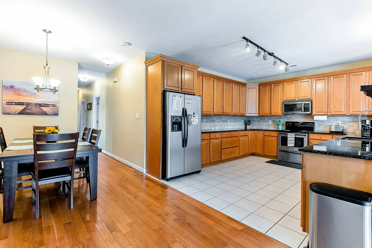 Ocean View 3BR • Fenced Yard • Dog Friendly — photo 5