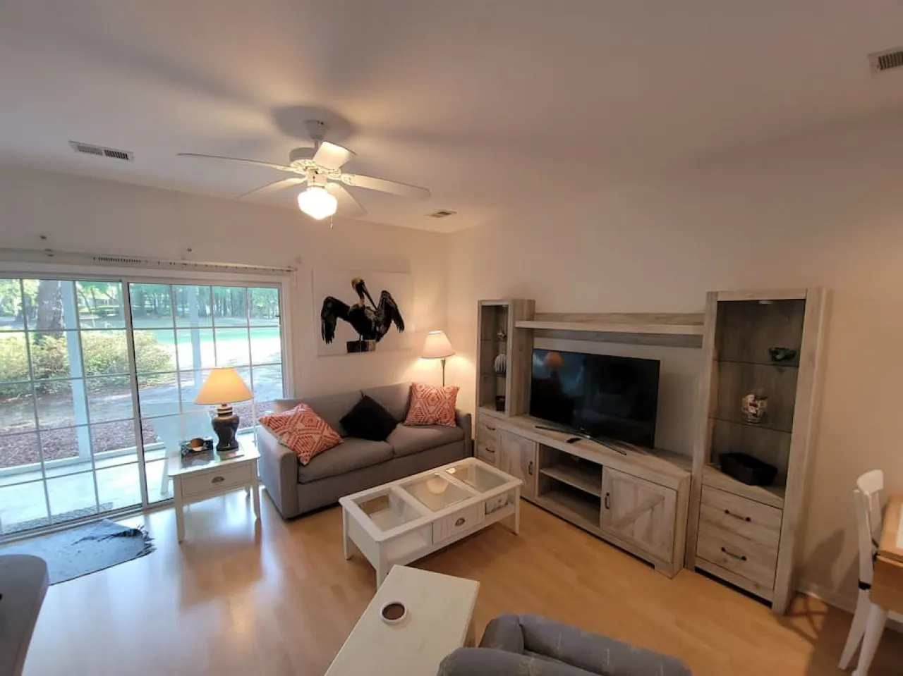 Pool, Hot tub and Beach close by : Fun & Sun in Sunset Beach — photo 3