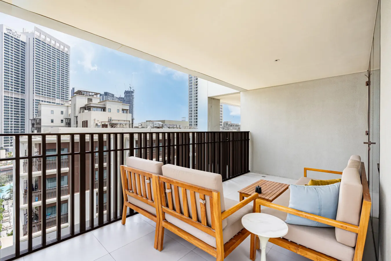 Lux Creek Home w/ Burj View steps from the Lagoon 15