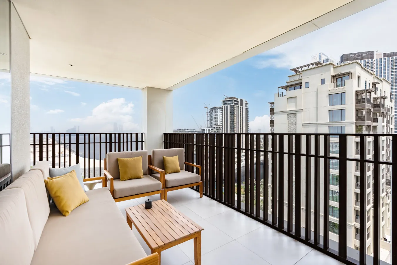 Lux Creek Home w/ Burj View steps from the Lagoon 3