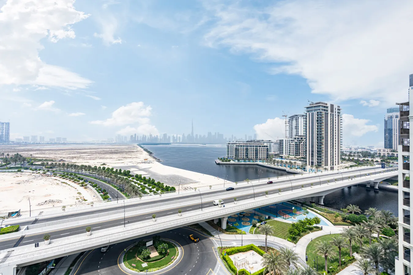 Lux Creek Home w/ Burj View steps from the Lagoon 7