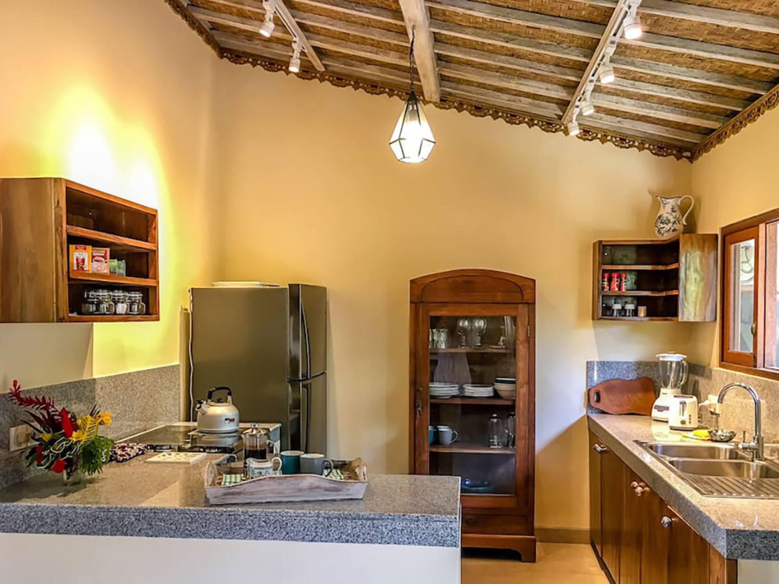 Spacious Ubud 3 br salt pool & views 4