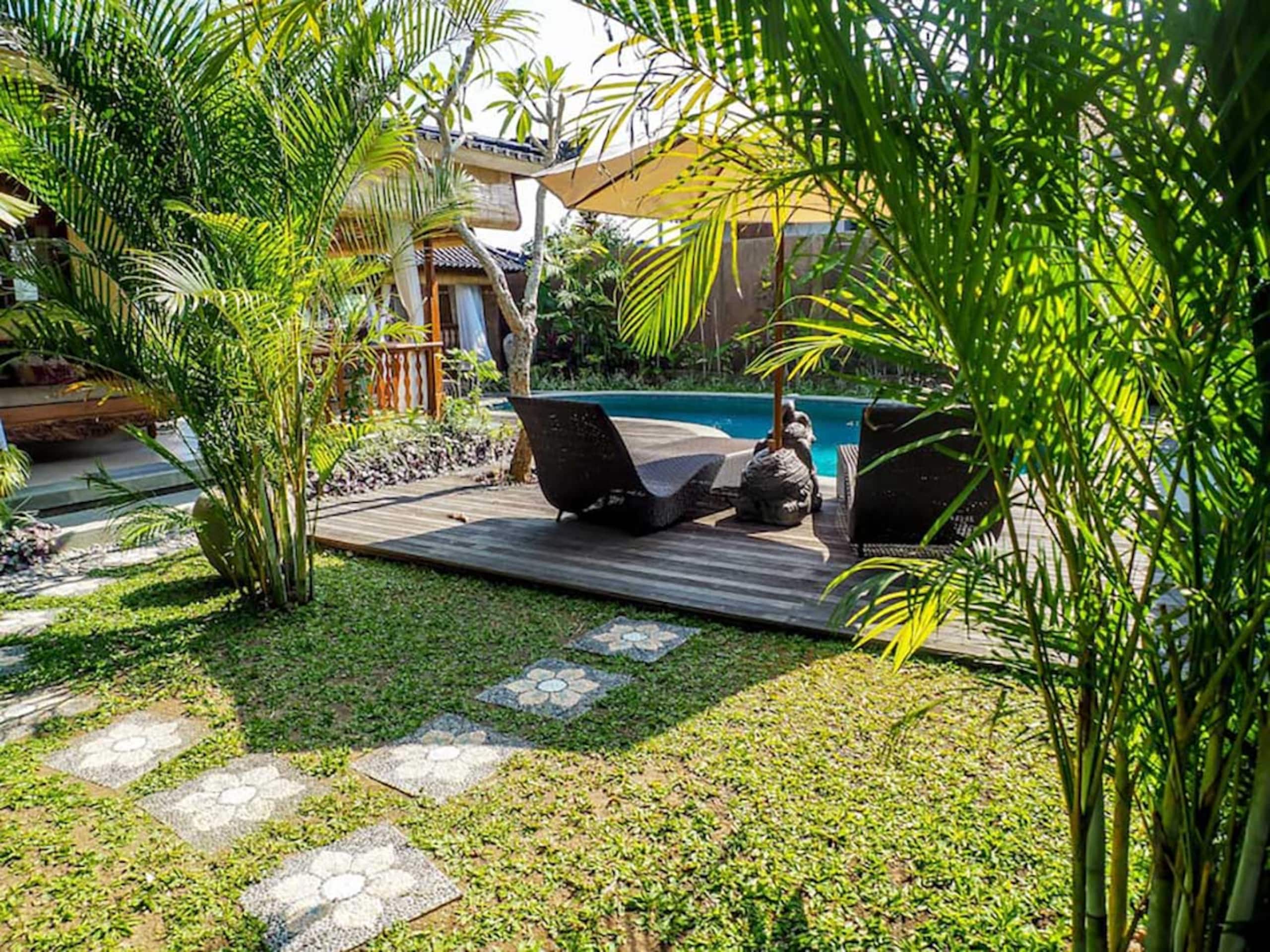 Spacious Ubud 3 br salt pool & views 2