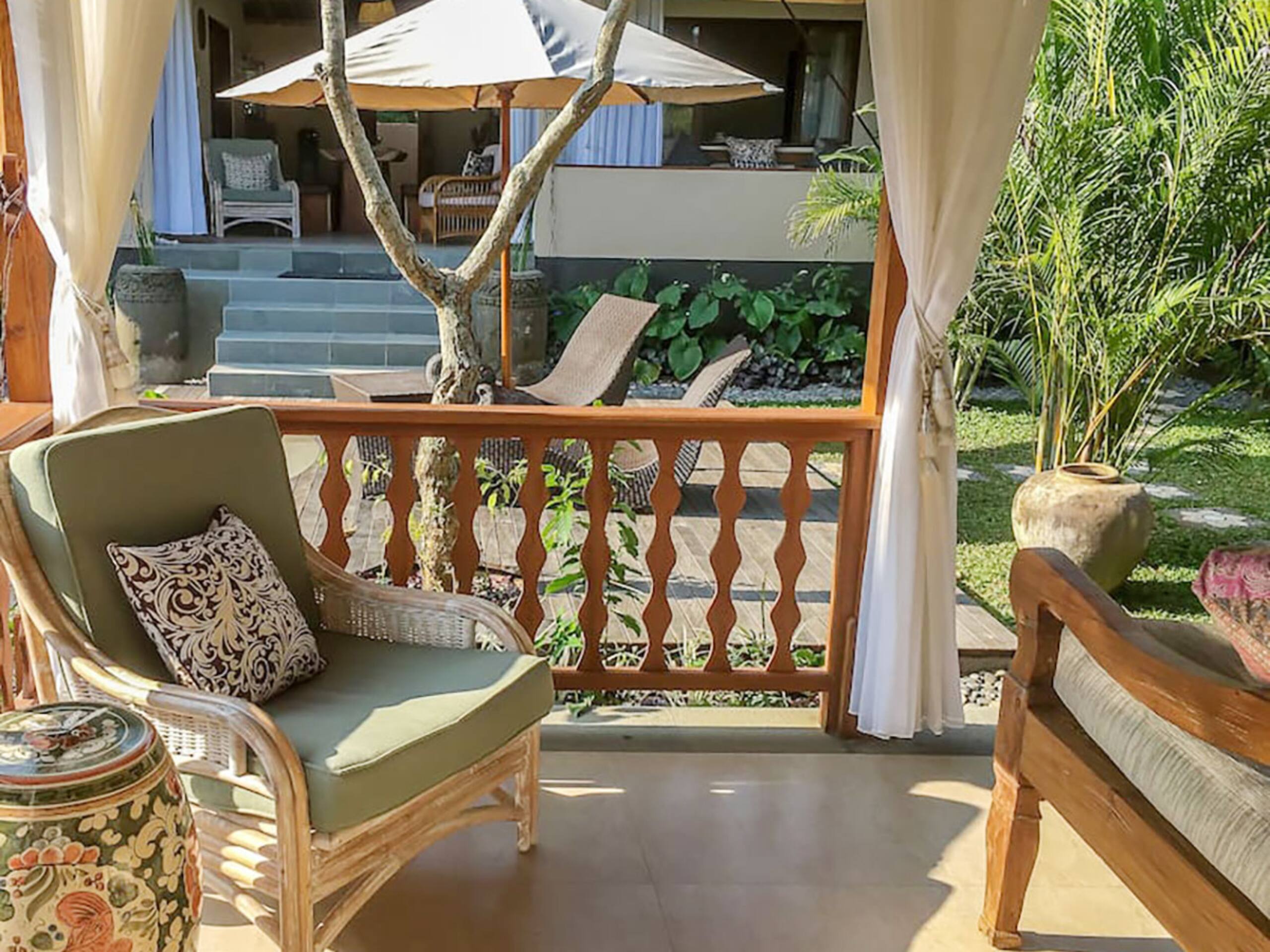 Spacious Ubud 3 br salt pool & views 11