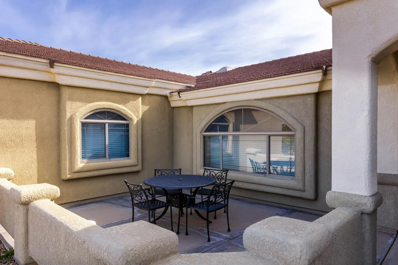 Havasu Senita - Pool, Spa, Game Room, Views! 8