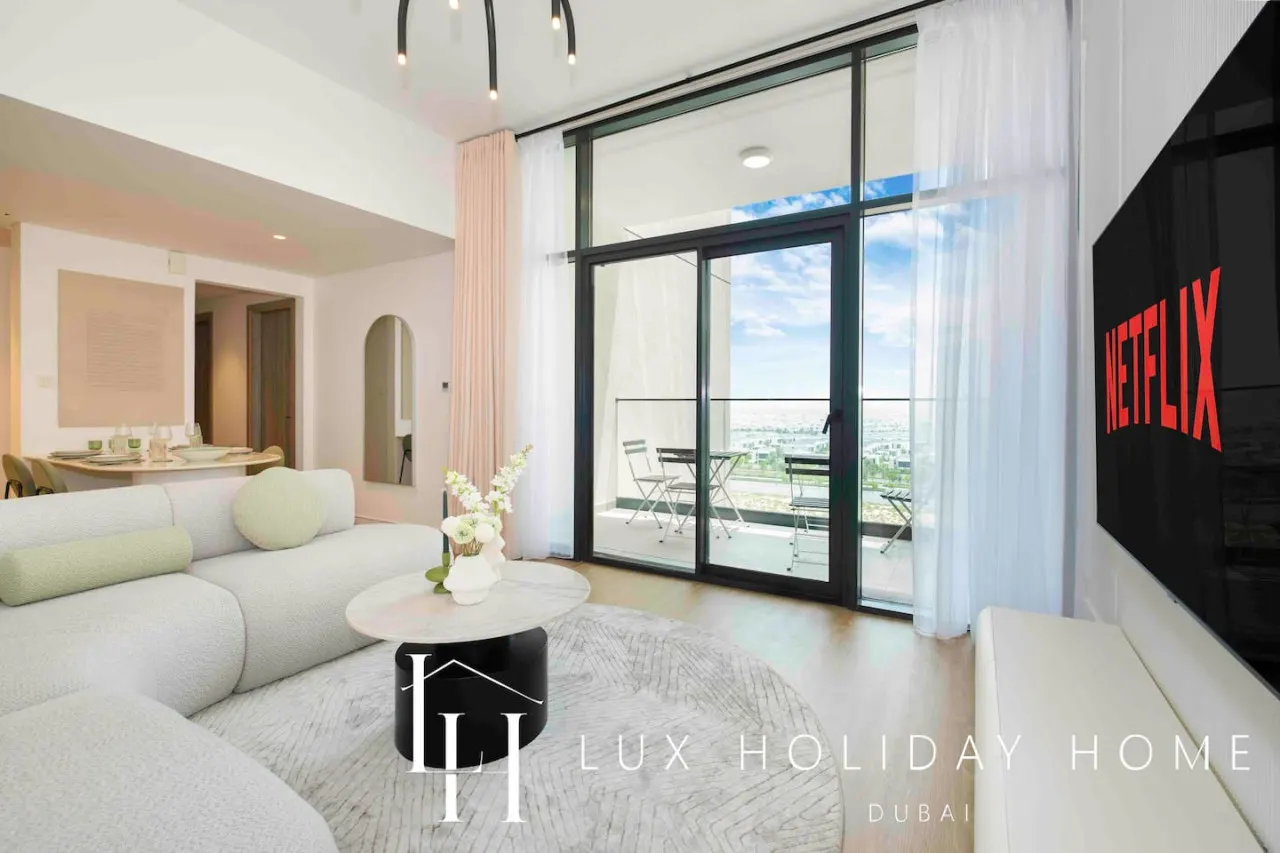 LUX | The Dubai Hills Executive Suite