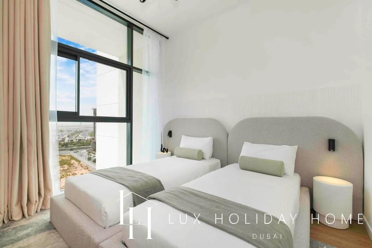 LUX The Dubai Hills Executive Suite 10