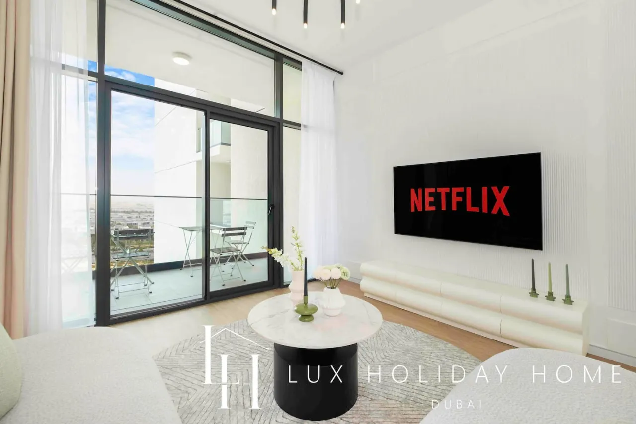 LUX The Dubai Hills Executive Suite 19