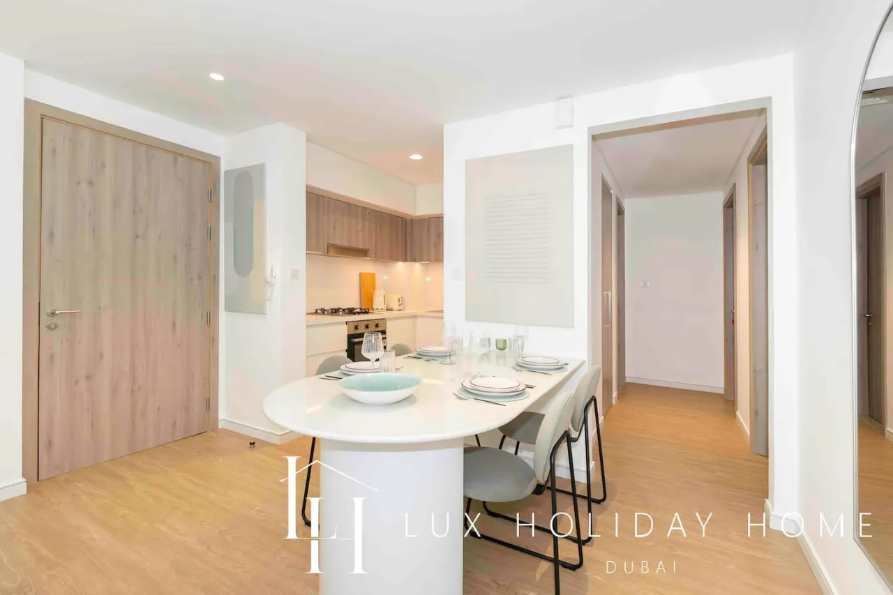 LUX The Dubai Hills Executive Suite 5