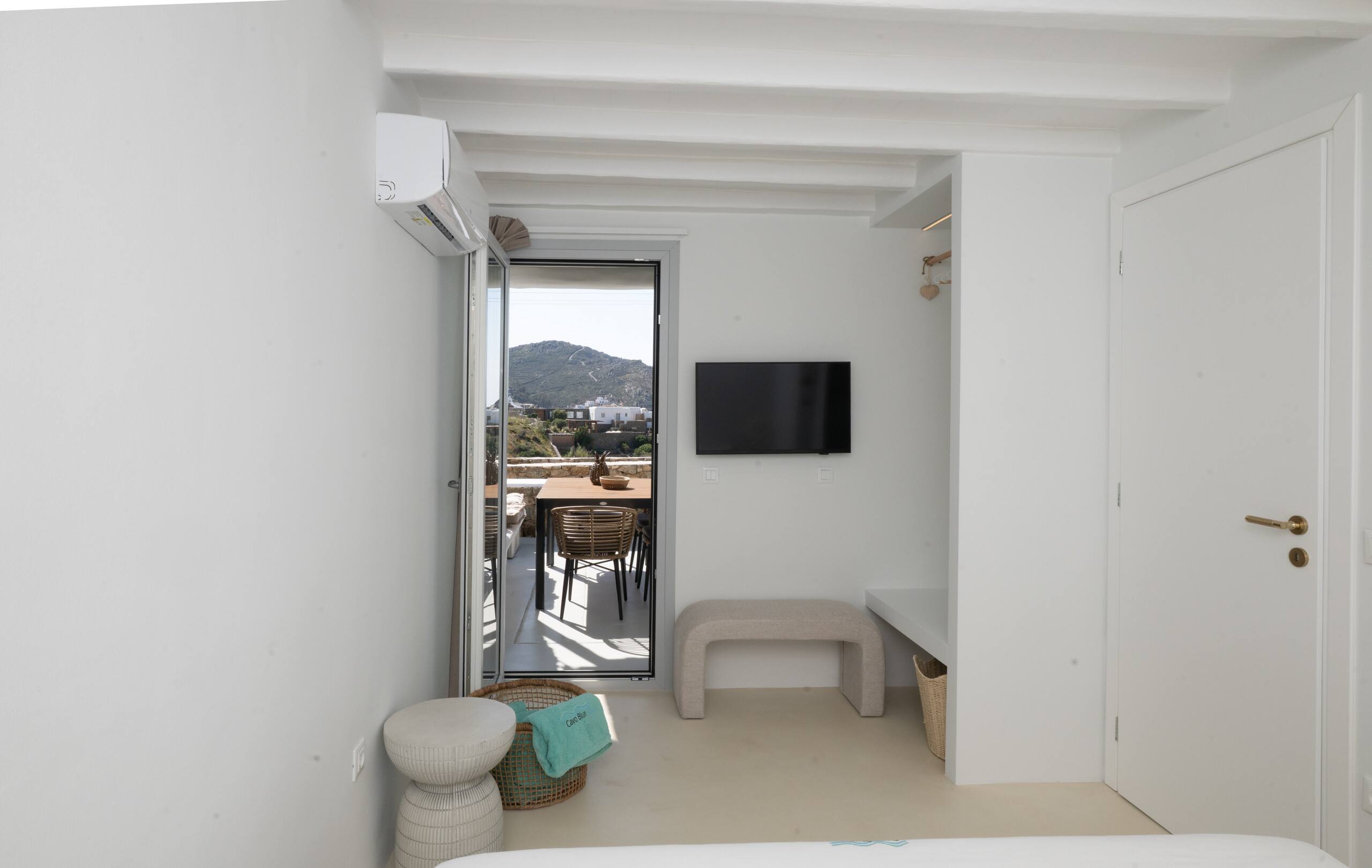 Cavo blue villas 6 honey with shared pool 17
