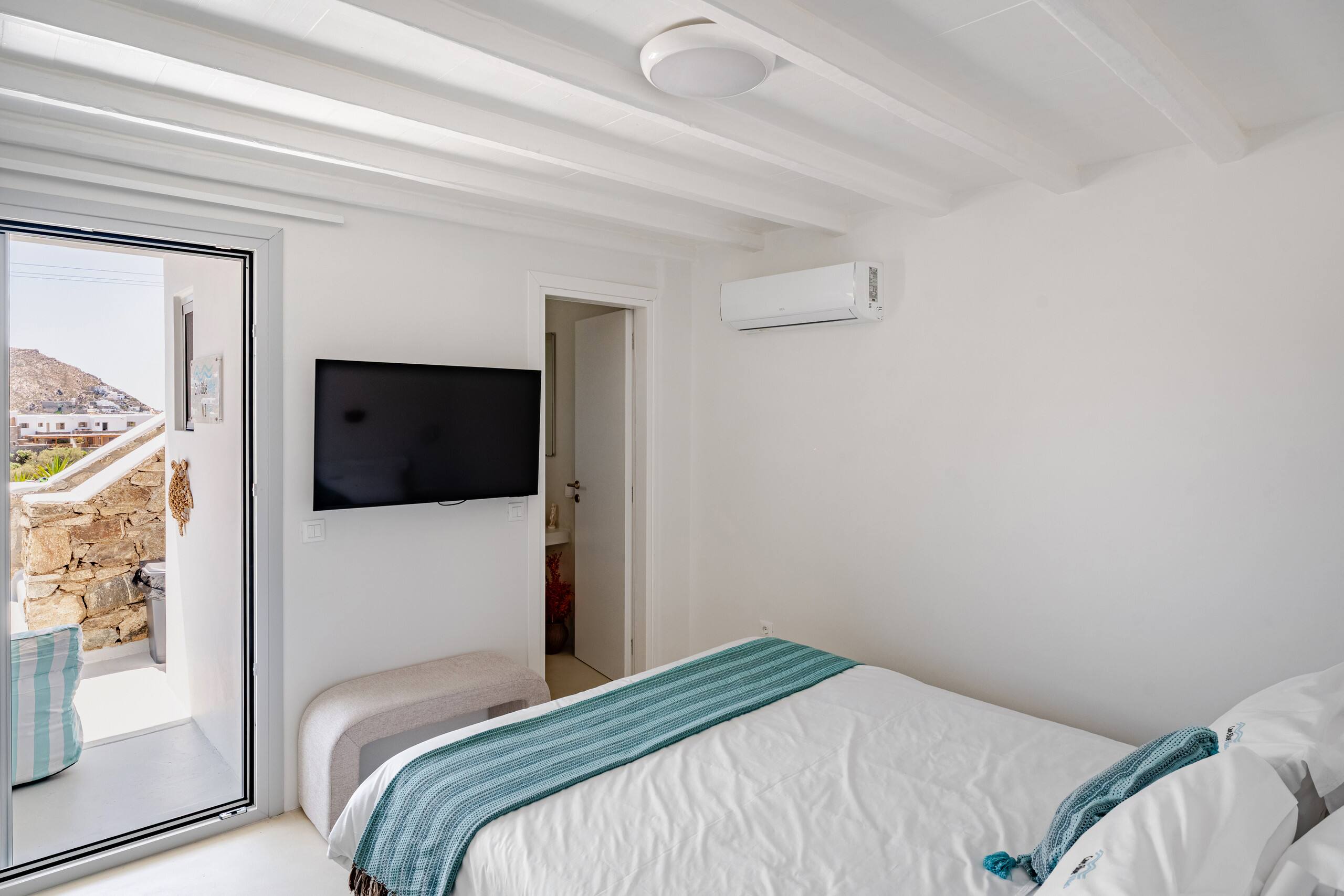 Cavo blue villas 6 honey with shared pool 34