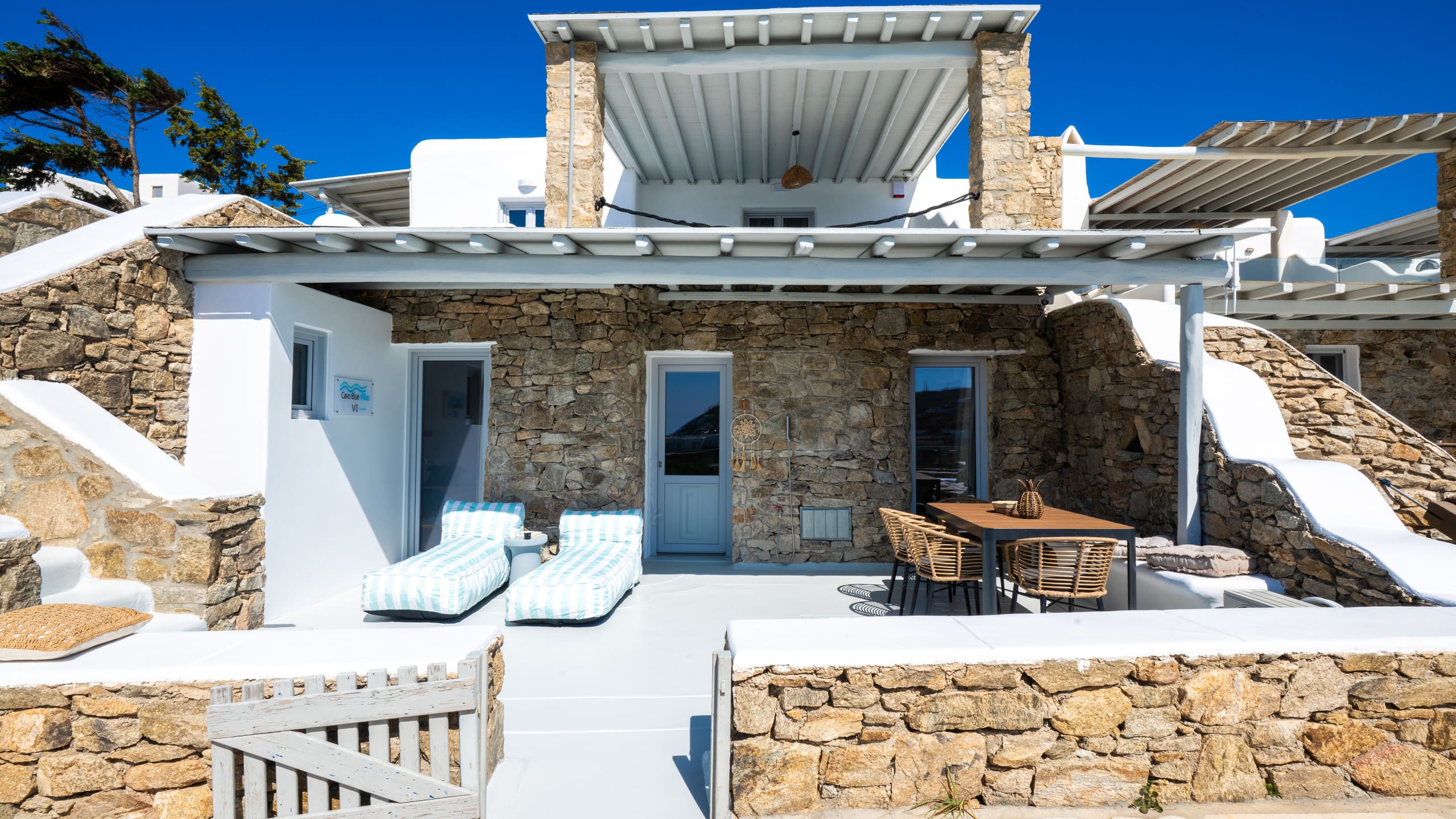 Cavo blue villas 6 honey with shared pool 3