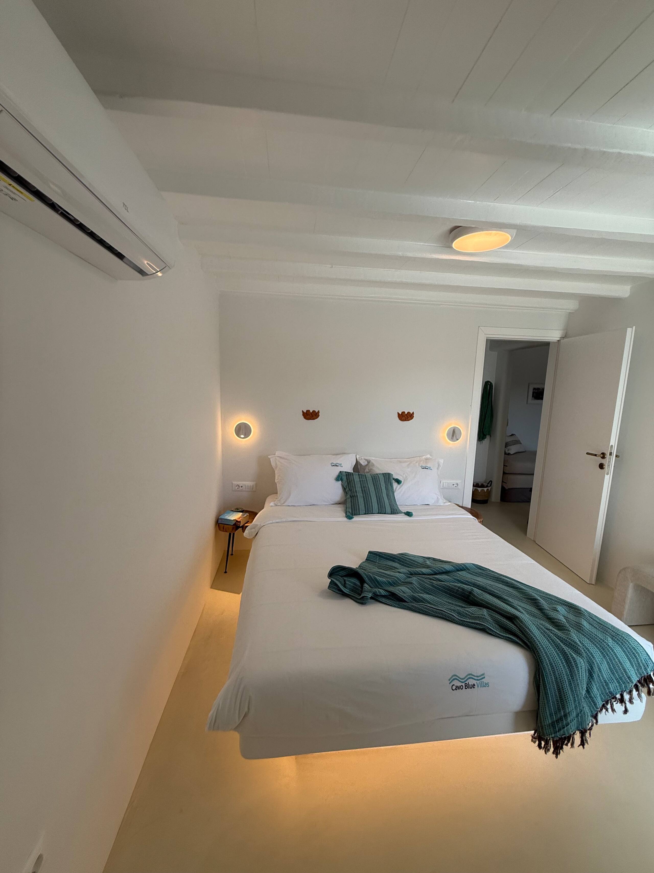 Cavo blue villas 6 honey with shared pool 25