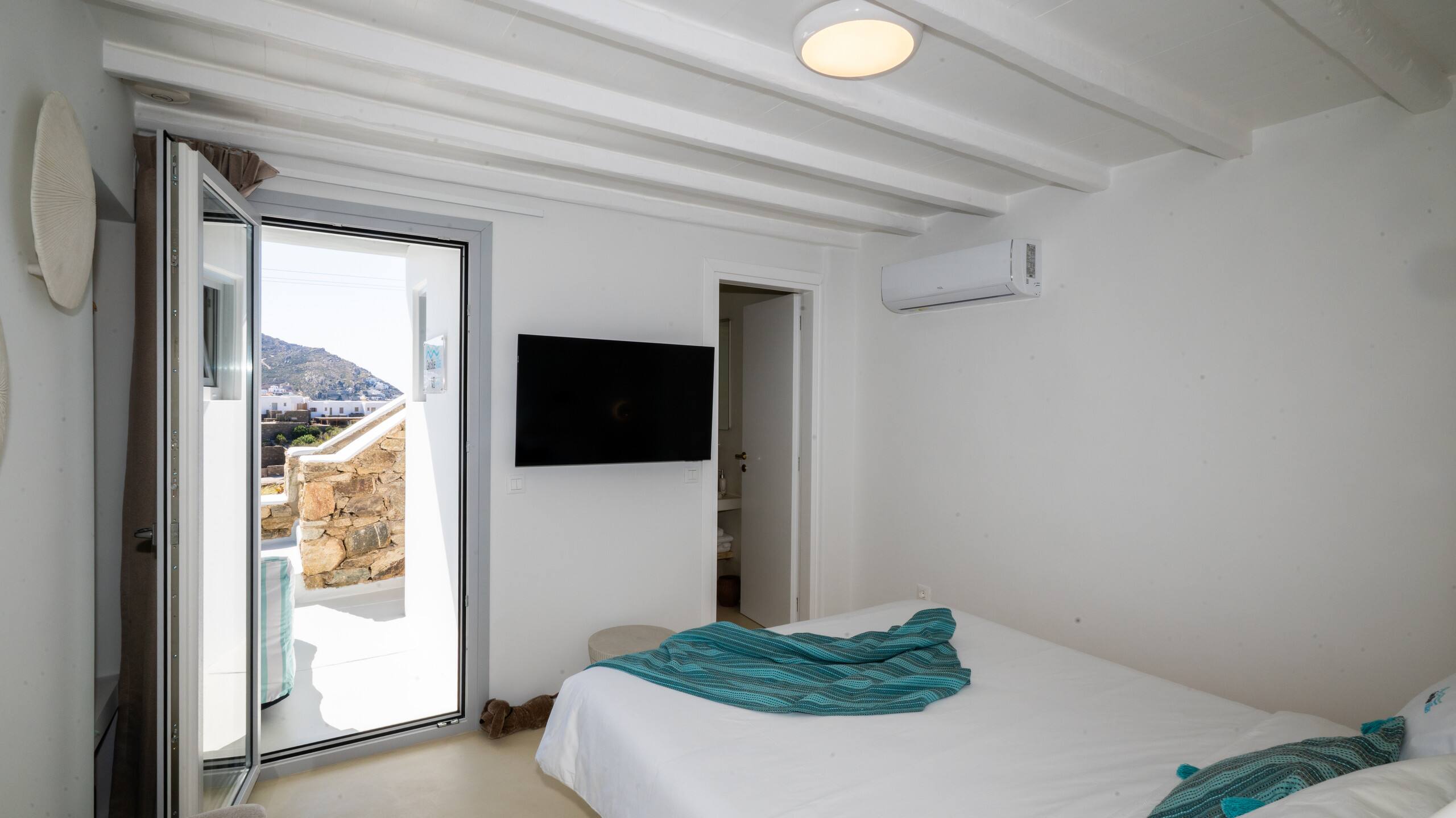 Cavo blue villas 6 honey with shared pool 31