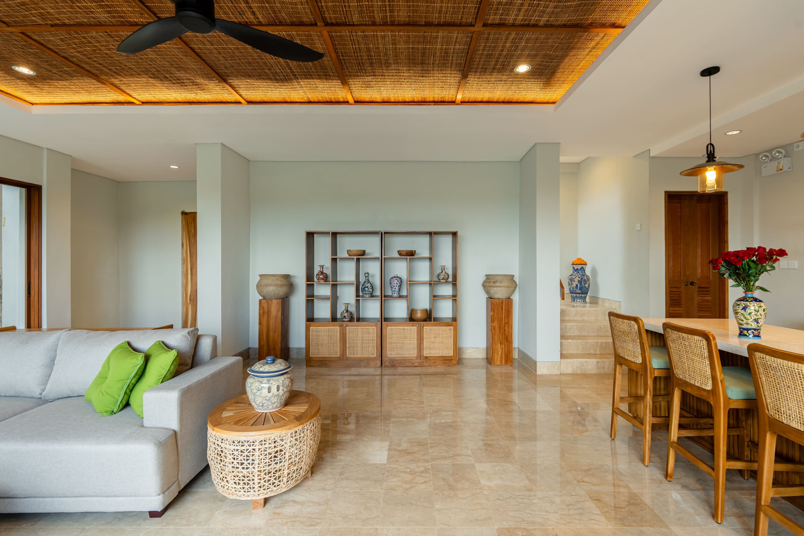 A Huge Ubud Private Pool Villa - Living Room 11