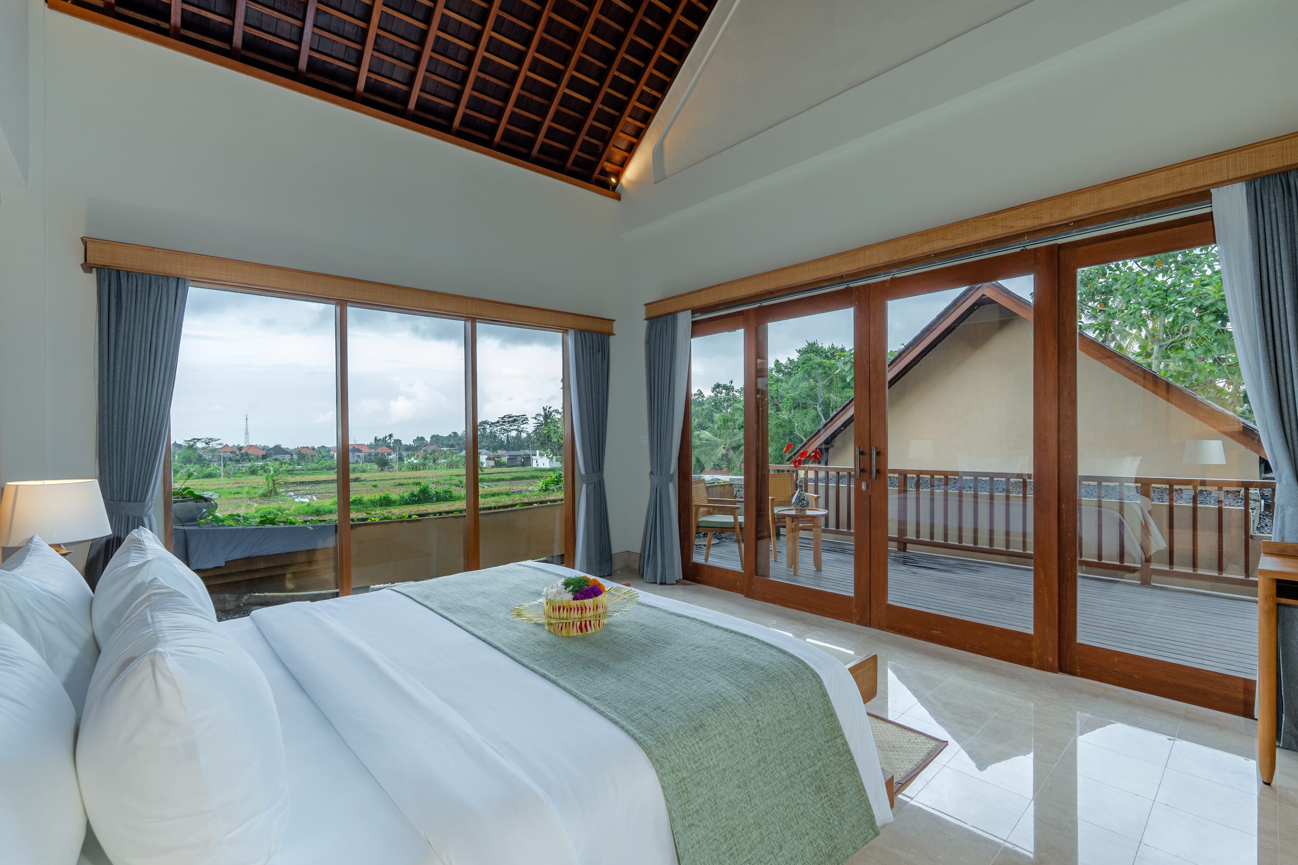 A Huge Ubud Private Pool Villa - Living Room 17