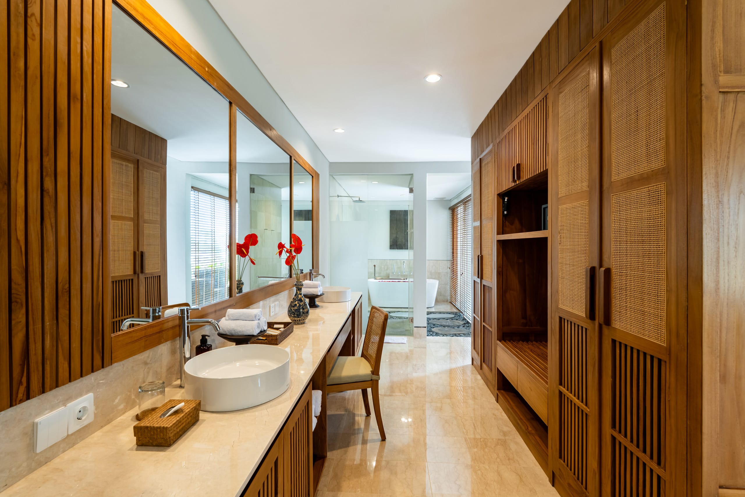 A Huge Ubud Private Pool Villa - Living Room — photo 3