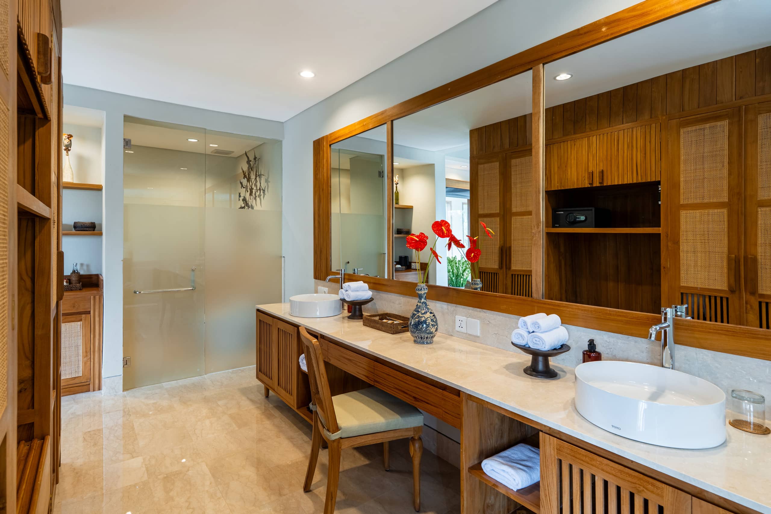 A Huge Ubud Private Pool Villa - Living Room 24